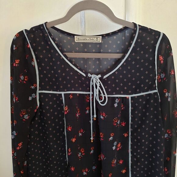 Abercrombie & Fitch Floral Semi-Sheer Long Sleeve Tie Detail Blouse Size Medium - Picture 2 of 7